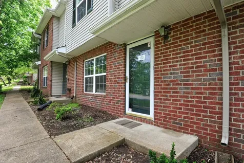 110 Waterview Drive Hendersonville TN 37075