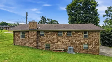 3945 Bow Street, NE Cleveland TN 37312