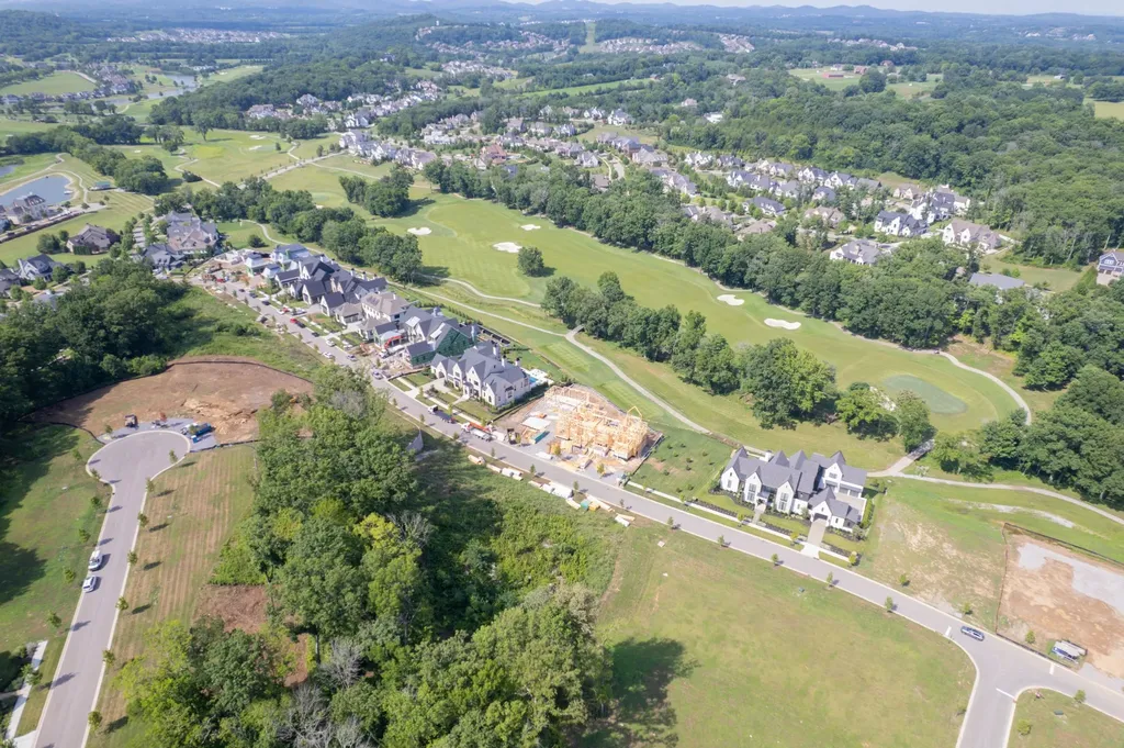 8757 Weller Lane College Grove TN 37046