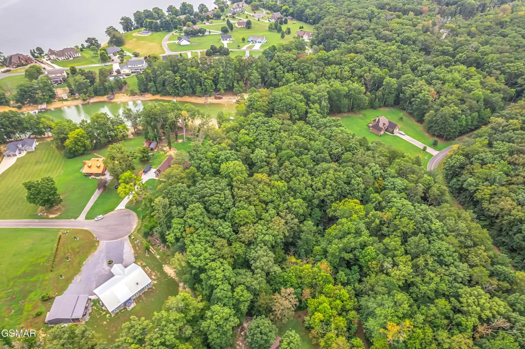 11 Stokley Court Dandridge TN 37725