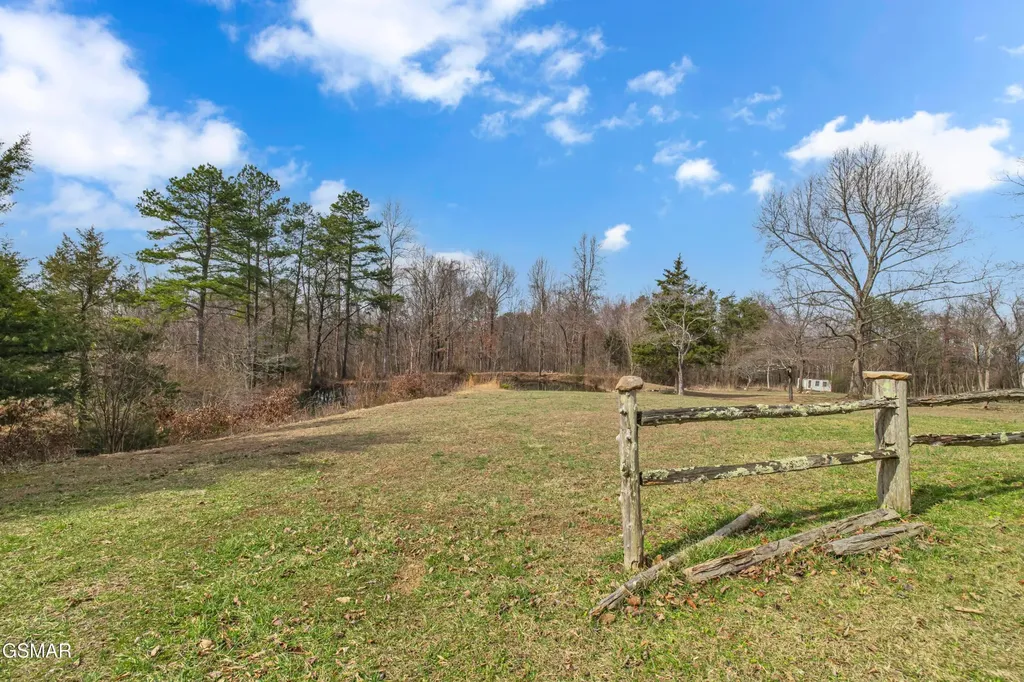 0 Collier Loop Dandridge TN 37725