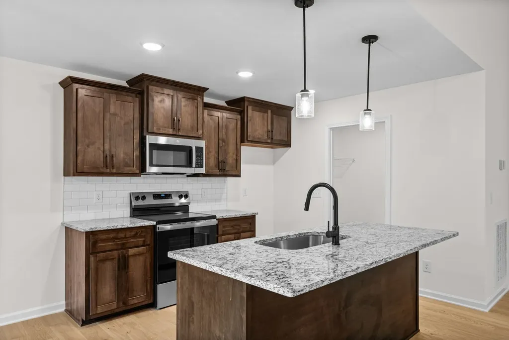 1574 Fredrick Drive Clarksville TN 37042