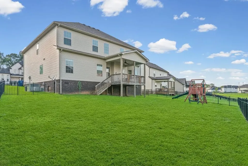 2697 Rafiki Drive Clarksville TN 37042