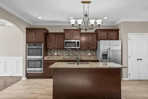 2697 Rafiki Drive Clarksville TN 37042