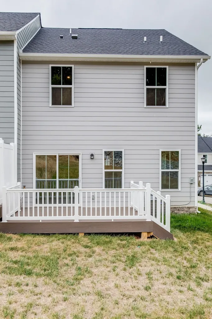 1041 Mountain View Drive Thompsons Station TN 37179