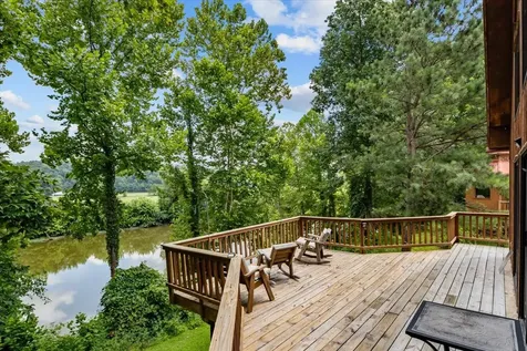 4060 Dyer Road Hurricane Mills TN 37078