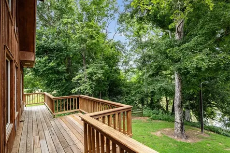 4060 Dyer Road Hurricane Mills TN 37078