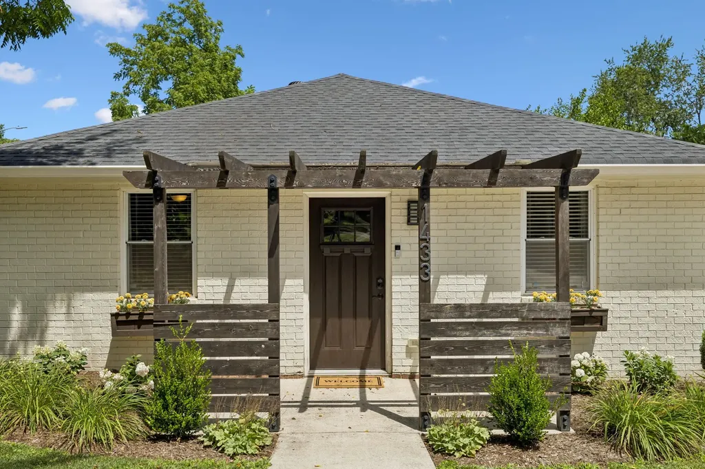 1433 Mcgavock Pike Nashville TN 37216