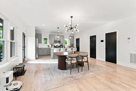 201 Eisenhower Drive Nashville TN 37211