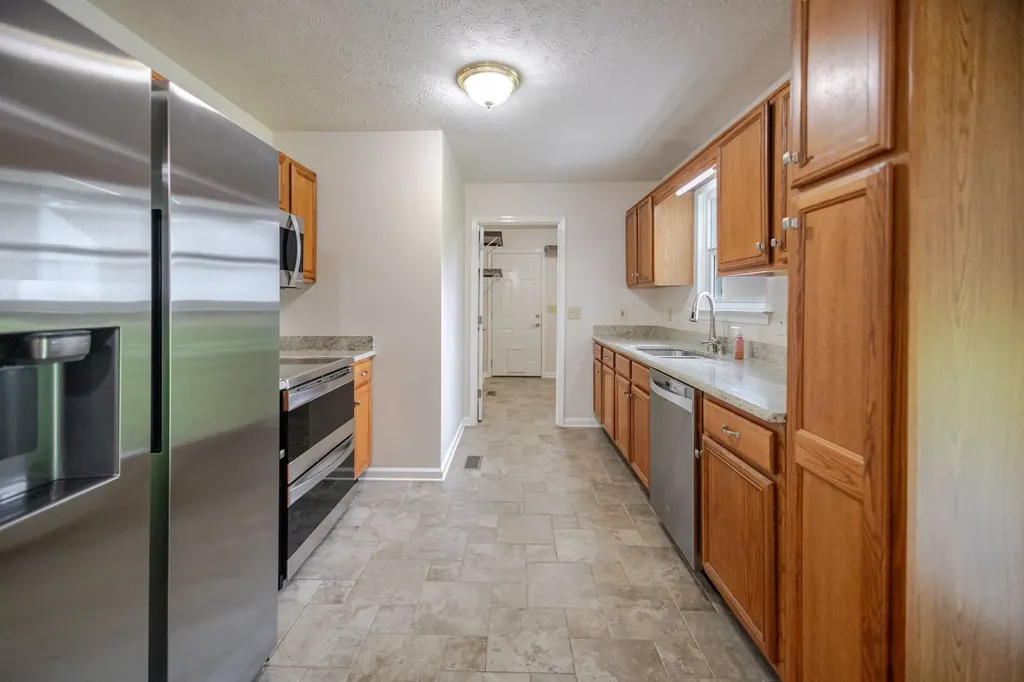 131 Avalon Drive Shelbyville TN 37160