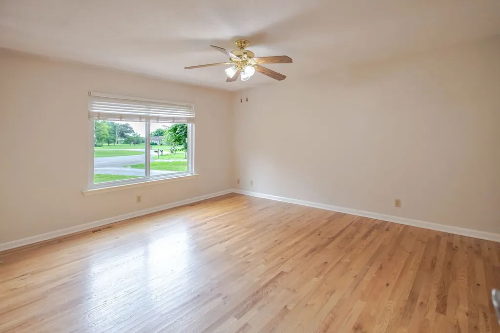 131 Avalon Drive Shelbyville TN 37160