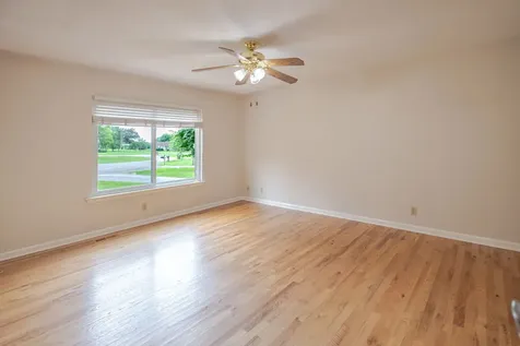 131 Avalon Drive Shelbyville TN 37160
