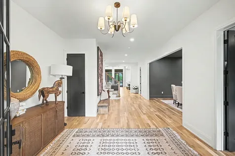 4809 Granny White Pike Nashville TN 37220