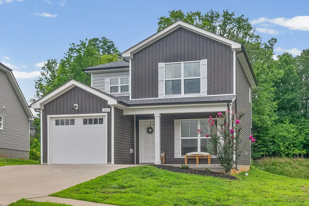1213 Cottonwood Drive Clarksville TN 37040