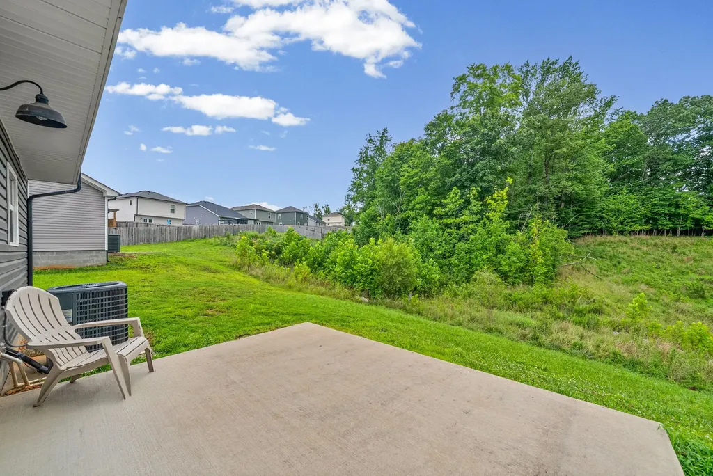 1213 Cottonwood Drive Clarksville TN 37040
