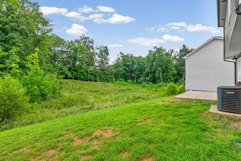 1213 Cottonwood Drive Clarksville TN 37040