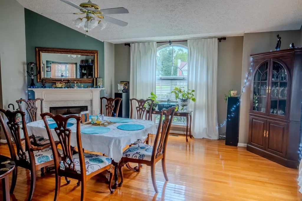 233 Lone Oak Drive White House TN 37188
