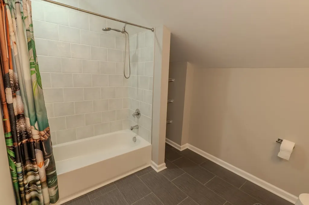 233 Lone Oak Drive White House TN 37188