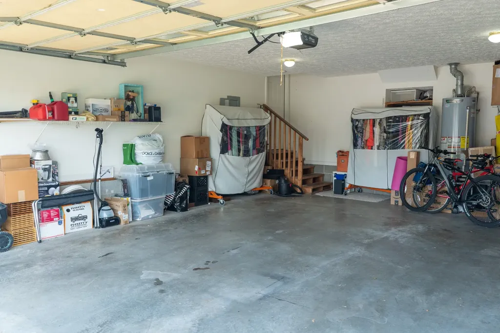 233 Lone Oak Drive White House TN 37188