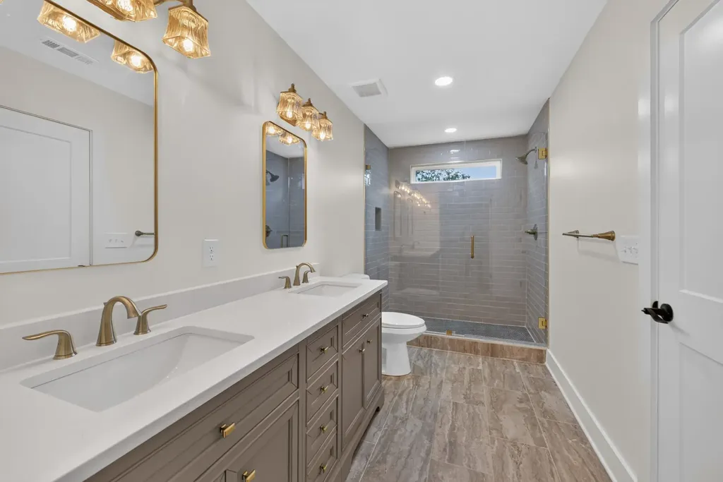 1620A Lillian Street Nashville TN 37206