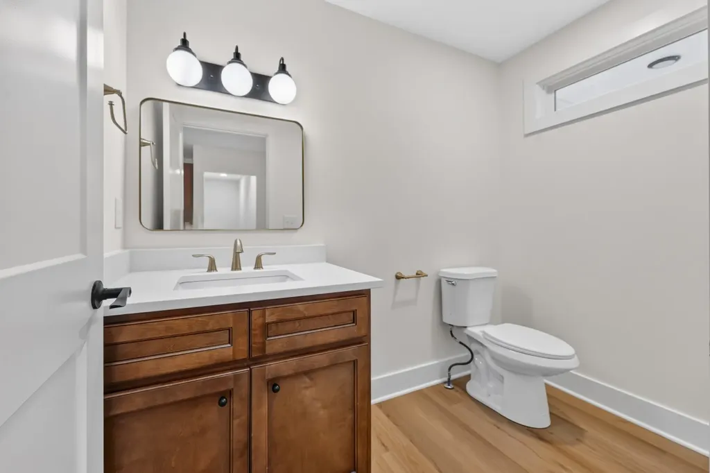 1620A Lillian Street Nashville TN 37206