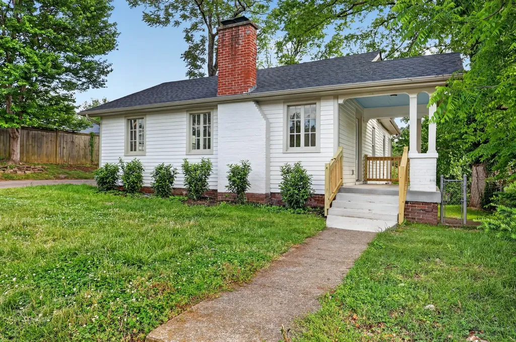 1620A Lillian Street Nashville TN 37206