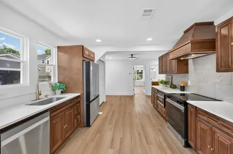 1620A Lillian Street Nashville TN 37206