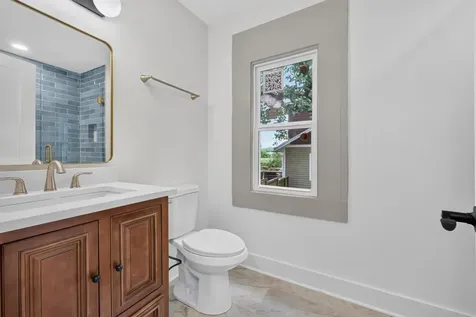 1620A Lillian Street Nashville TN 37206