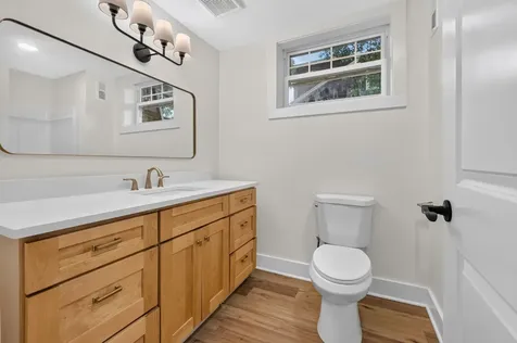 1620A Lillian Street Nashville TN 37206