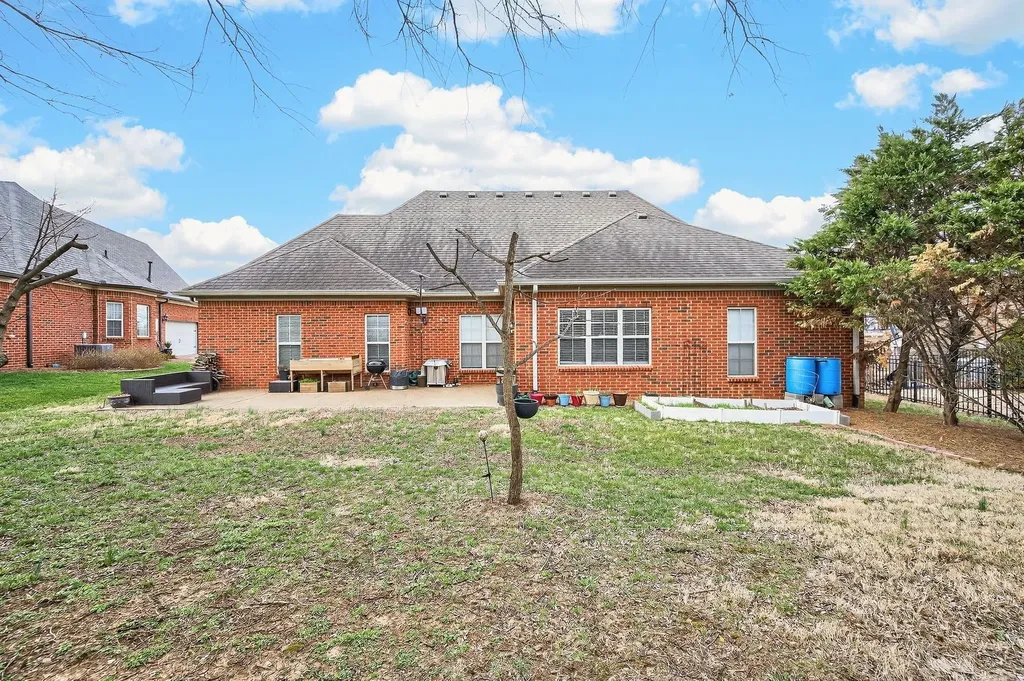 105 Sagamore Trace Hendersonville TN 37075