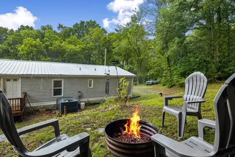 119 Dyer Branch Road Gordonsville TN 38563