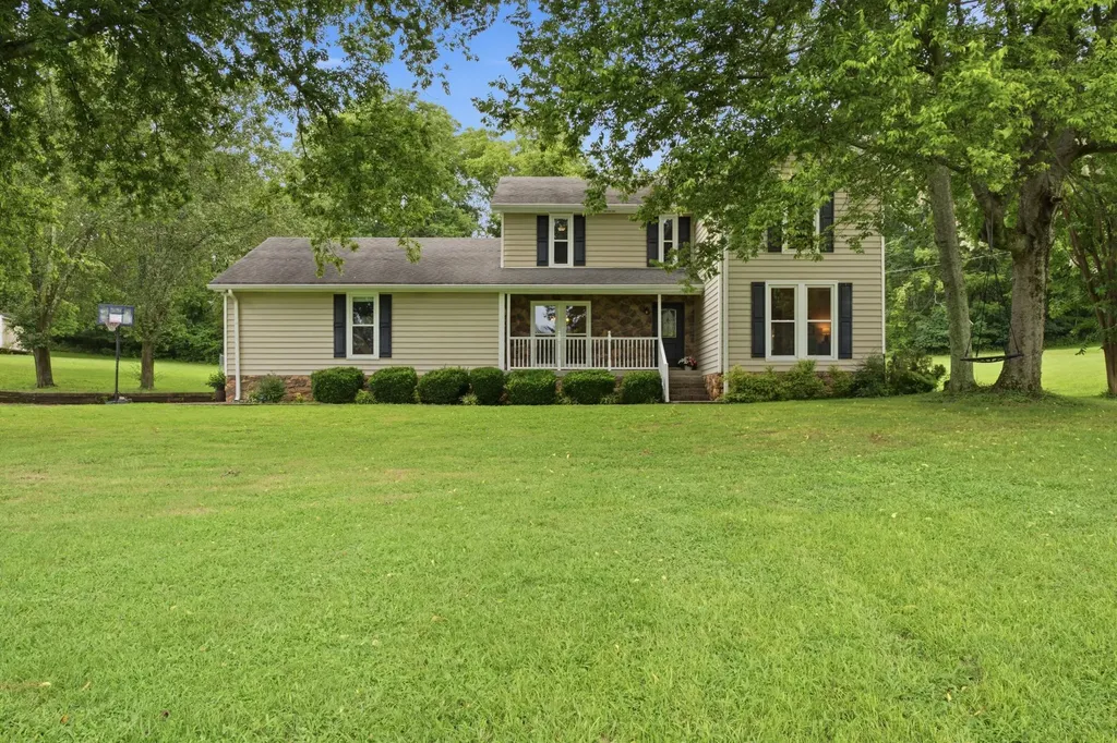 1829 Fox Chase Drive Goodlettsville TN 37072