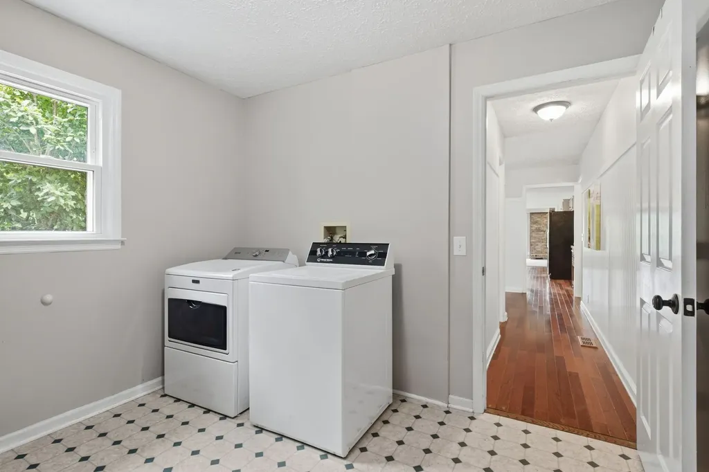 1829 Fox Chase Drive Goodlettsville TN 37072