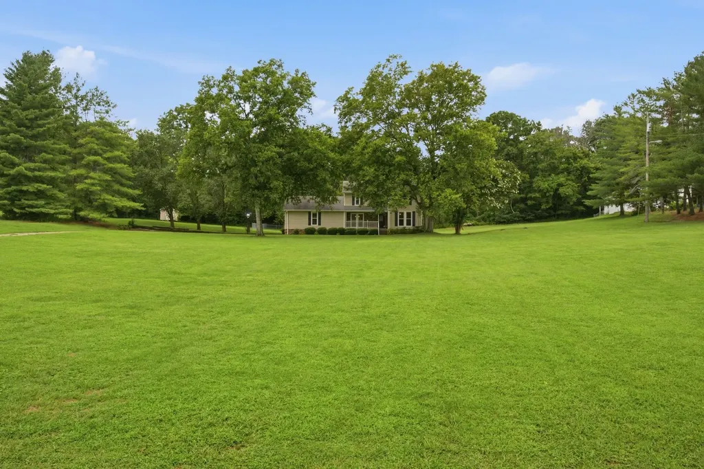 1829 Fox Chase Drive Goodlettsville TN 37072