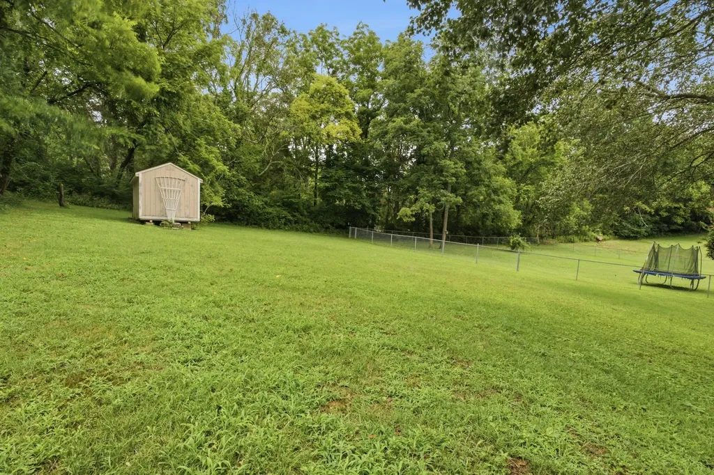 1829 Fox Chase Drive Goodlettsville TN 37072