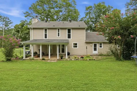 1829 Fox Chase Drive Goodlettsville TN 37072