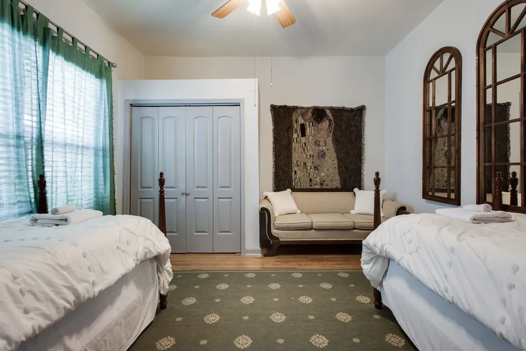 409 S 11th Street Clarksville TN 37040