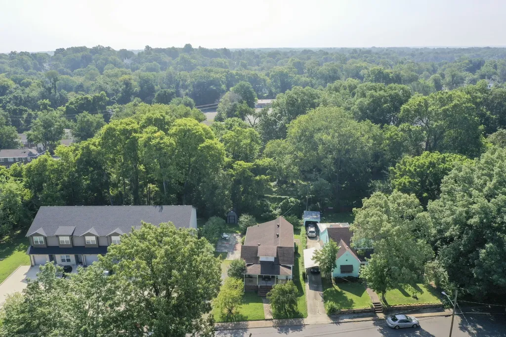 409 S 11th Street Clarksville TN 37040