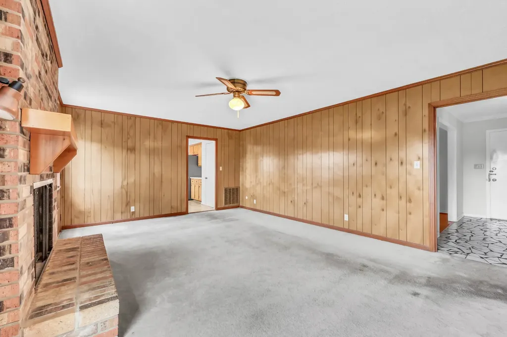 106 Crestmore Drive Clarksville TN 37040