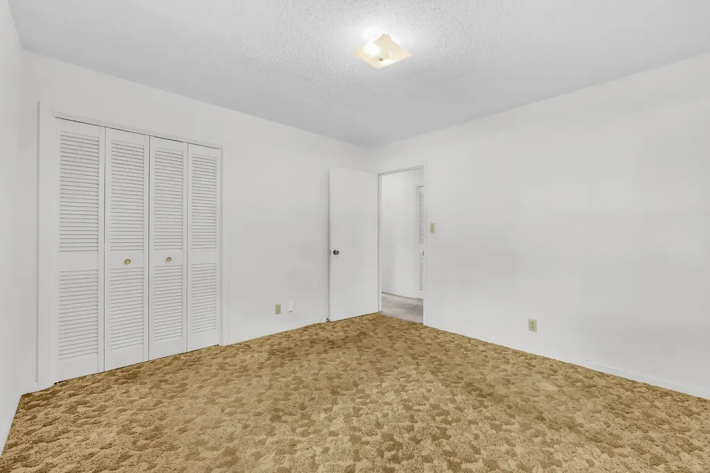 106 Crestmore Drive Clarksville TN 37040