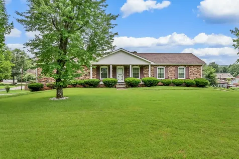 106 Crestmore Drive Clarksville TN 37040