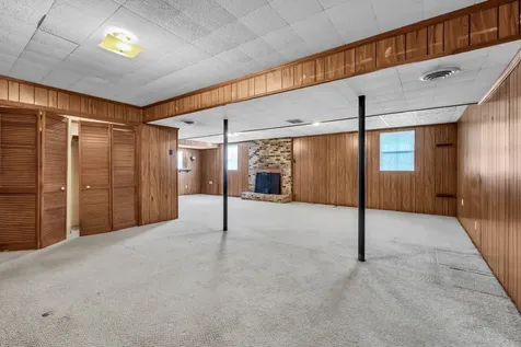 106 Crestmore Drive Clarksville TN 37040