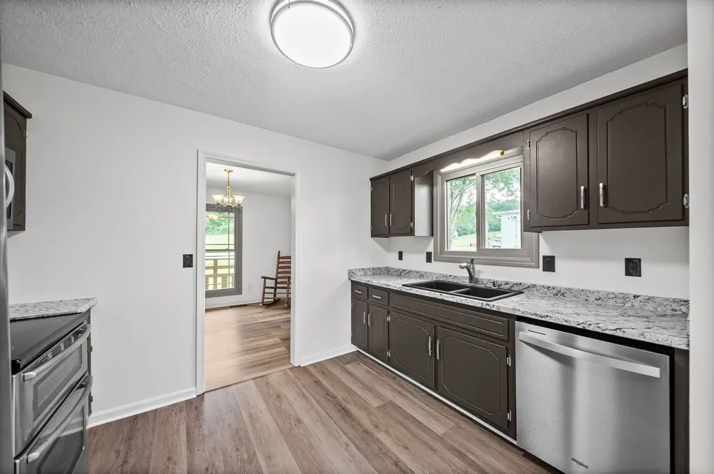 2607 Cummings Circle Clarksville TN 37042