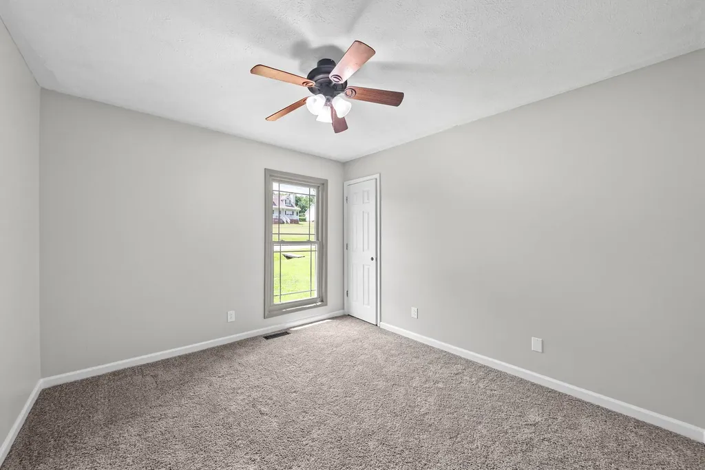 2607 Cummings Circle Clarksville TN 37042