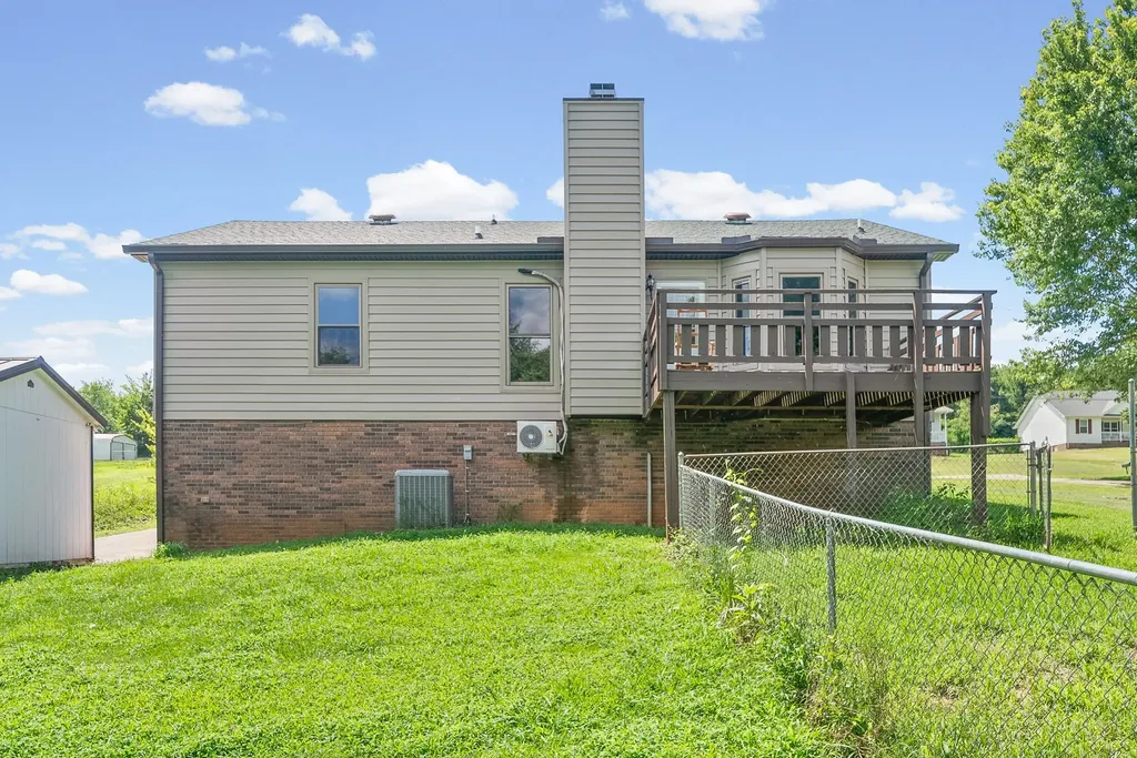2607 Cummings Circle Clarksville TN 37042
