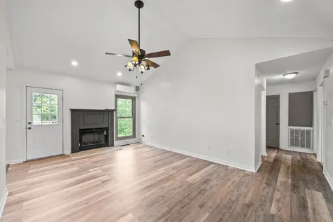 2607 Cummings Circle Clarksville TN 37042