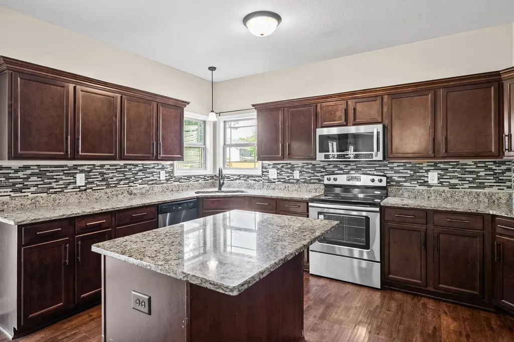 1272 Brigade Drive Clarksville TN 37043