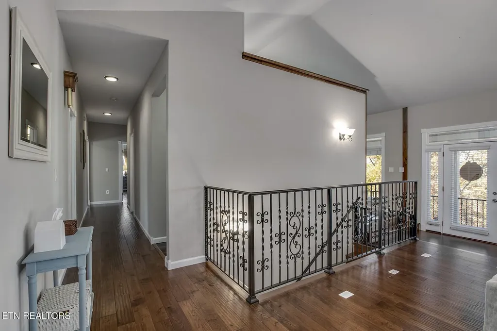 417 River Road Loudon TN 37774