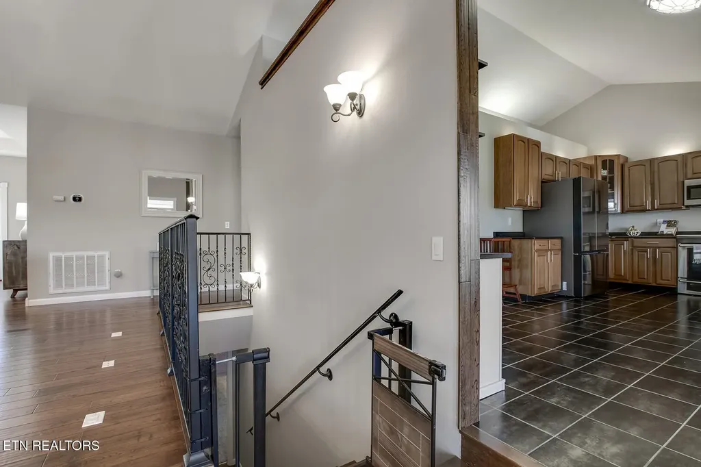 417 River Road Loudon TN 37774