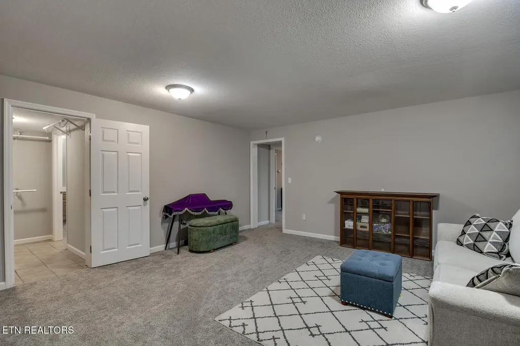 417 River Road Loudon TN 37774